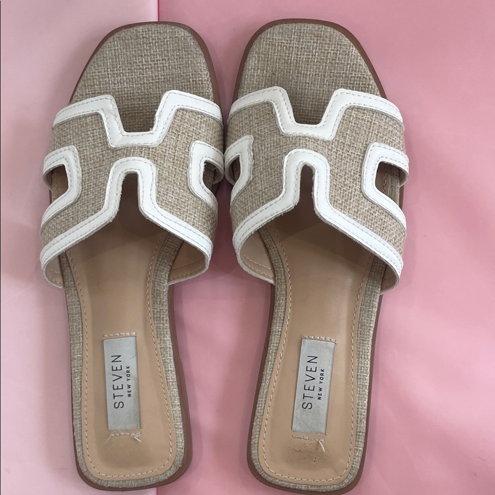 Steven By Steve Madden Beige and White Slide Mules 6.5